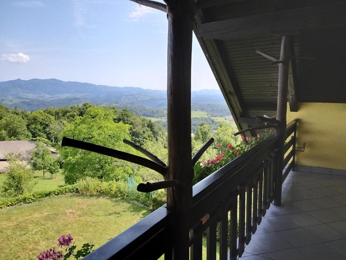 Getaway "At The Three Lights" Villa Sevnica Ngoại thất bức ảnh