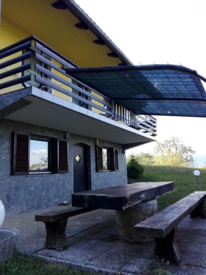 Getaway "At The Three Lights" Villa Sevnica Ngoại thất bức ảnh